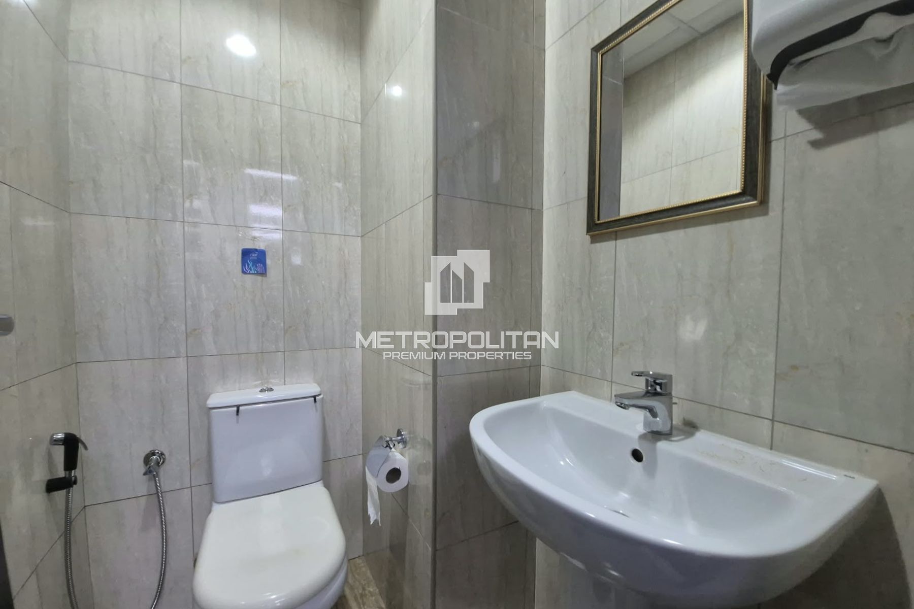 Spacious | 917 Sq. Ft. | Water View | 1 Parking