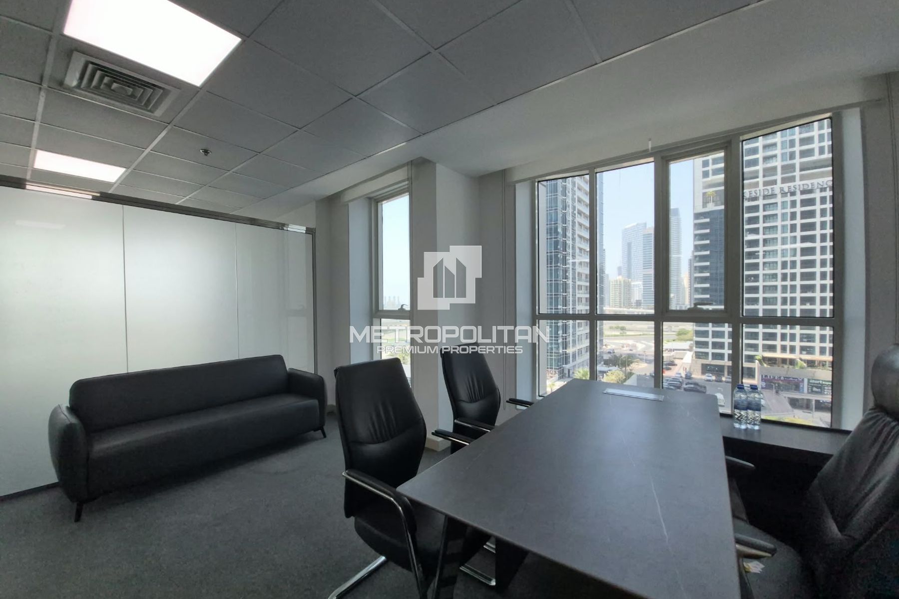 Spacious | 917 Sq. Ft. | Water View | 1 Parking