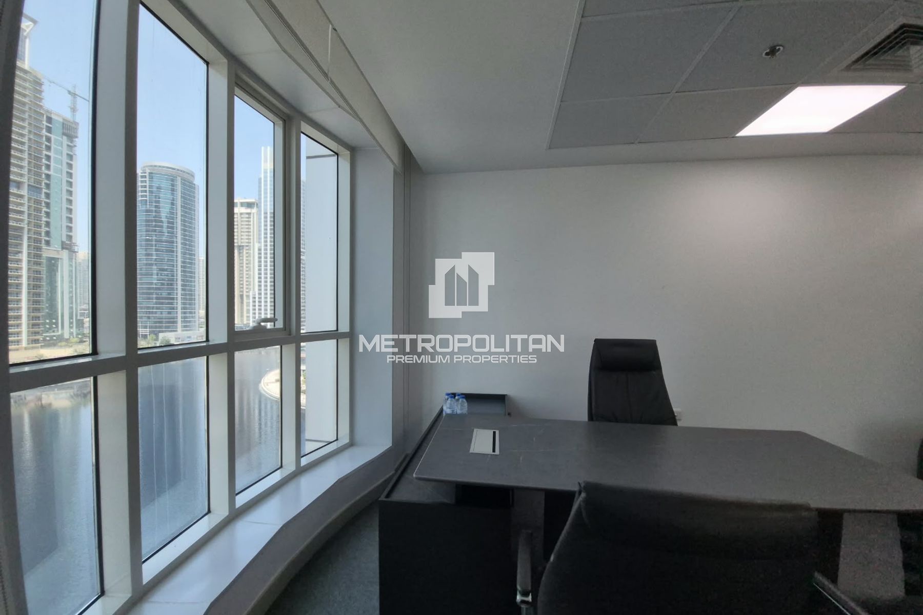 Spacious | 917 Sq. Ft. | Water View | 1 Parking