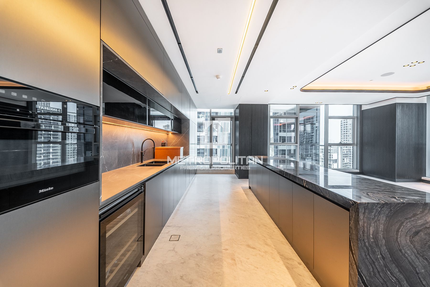 Ultra Luxury Penthouse | Canal View | High Floor