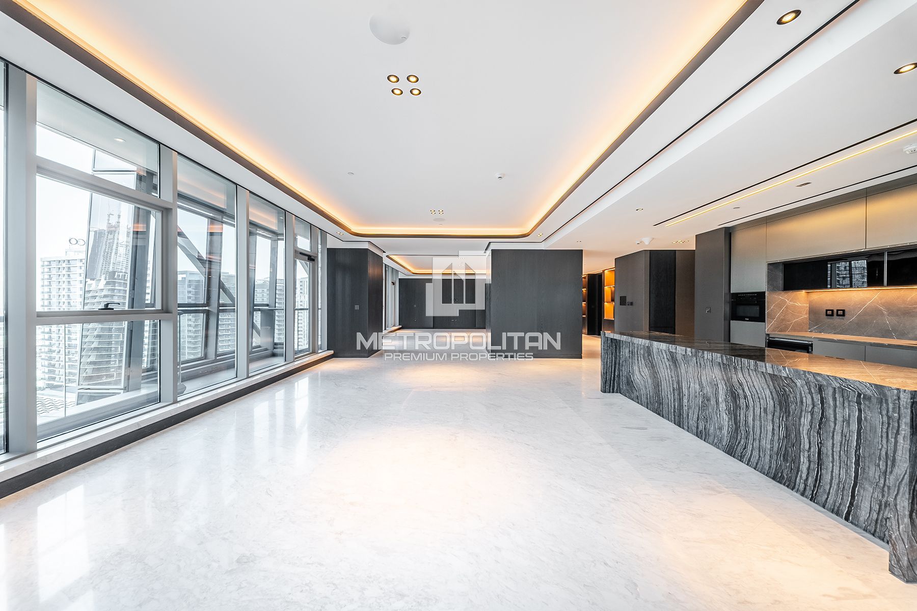 Ultra Luxury Penthouse | Canal View | High Floor
