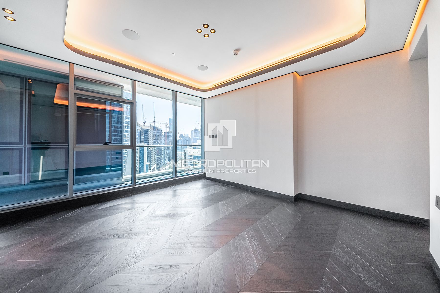 Ultra Luxury Penthouse | Canal View | High Floor