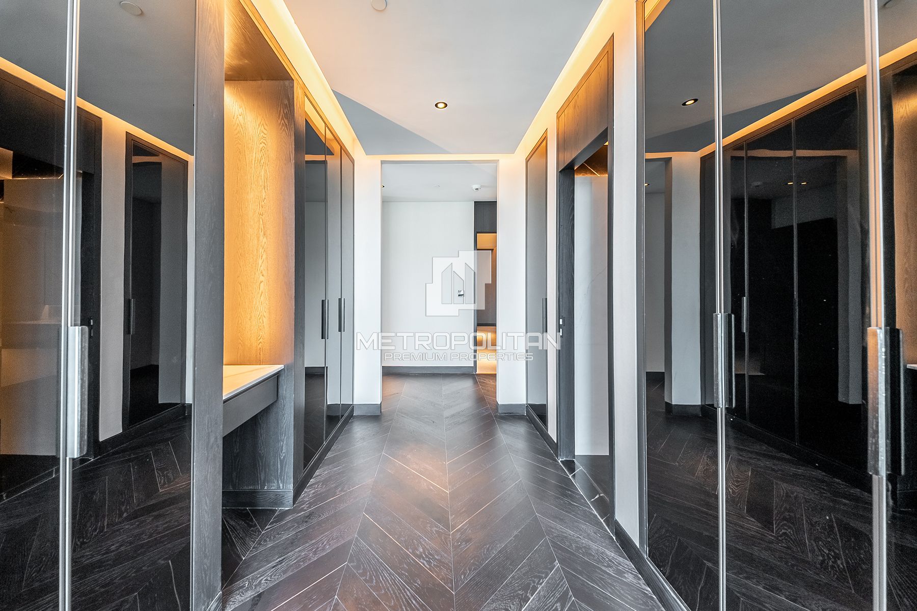 Ultra Luxury Penthouse | Canal View | High Floor