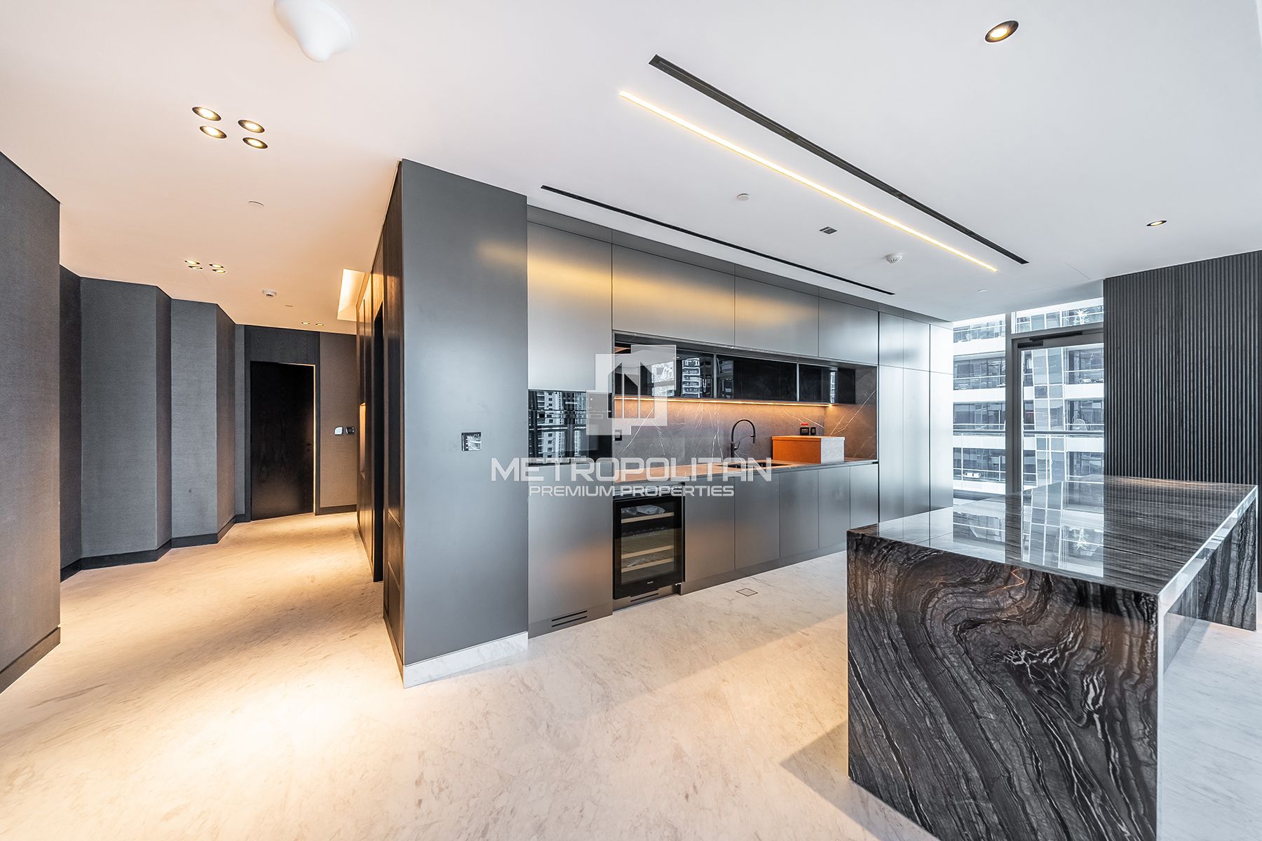 Ultra Luxury Penthouse | Canal View | High Floor
