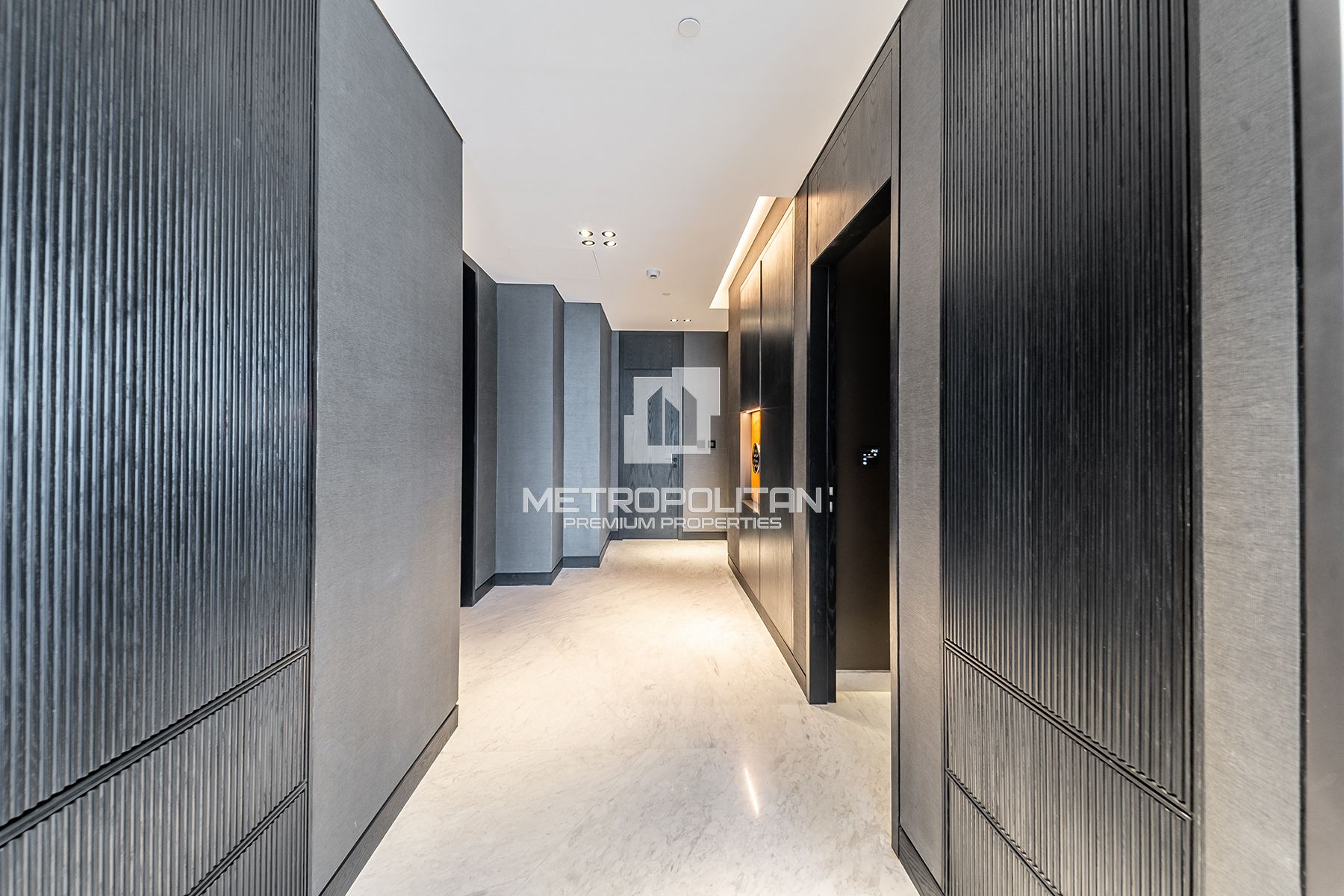Ultra Luxury Penthouse | Canal View | High Floor