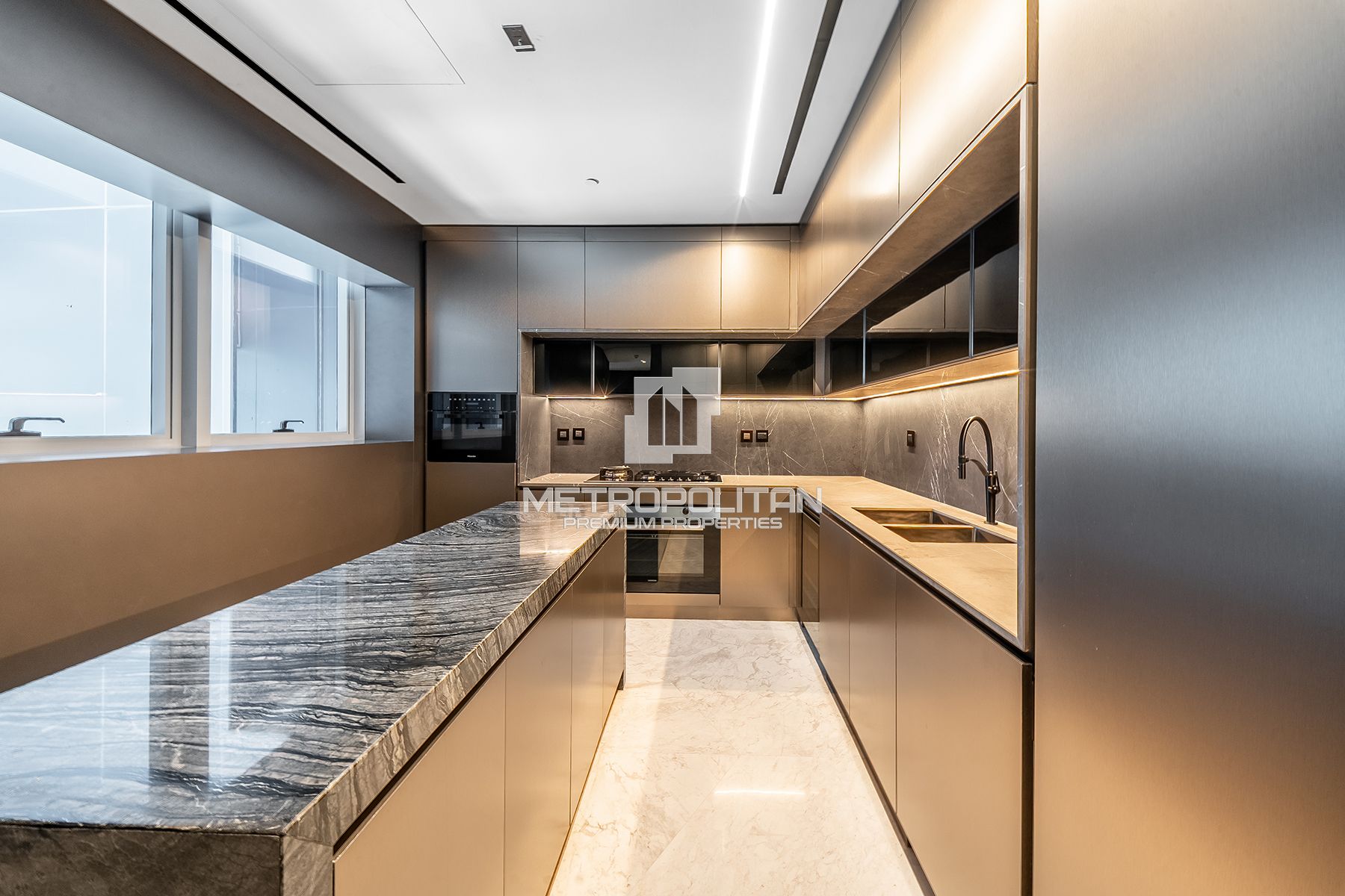 Signature Home | Full Canal View | Private Pool