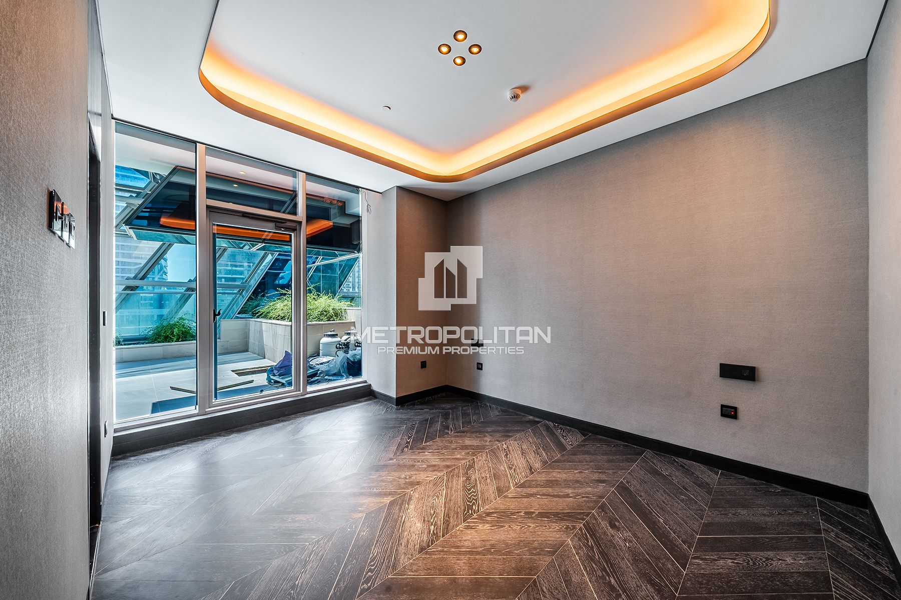 Signature Home | Full Canal View | Private Pool