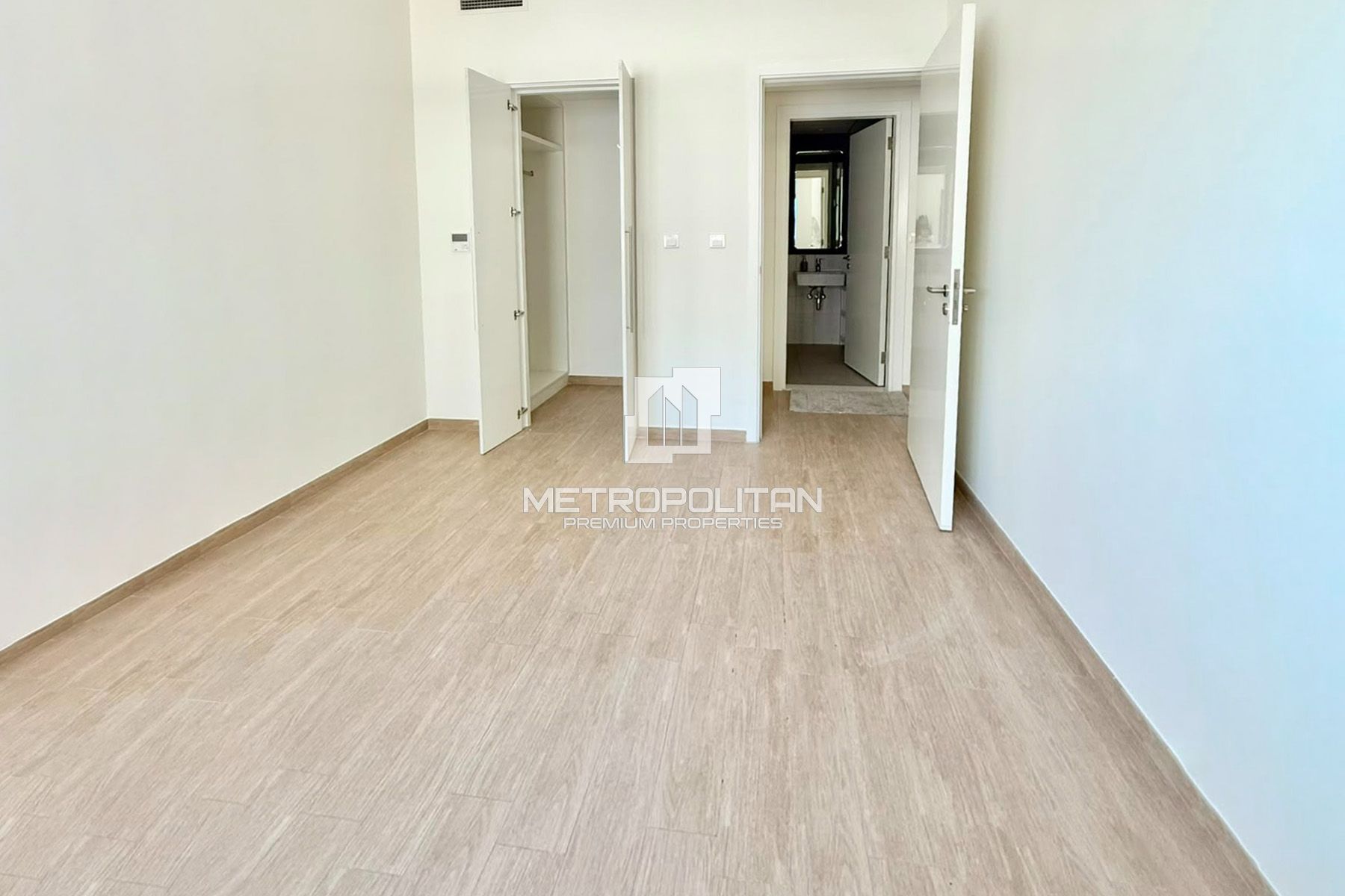 Bright 2BR | Family Building | Near Metro