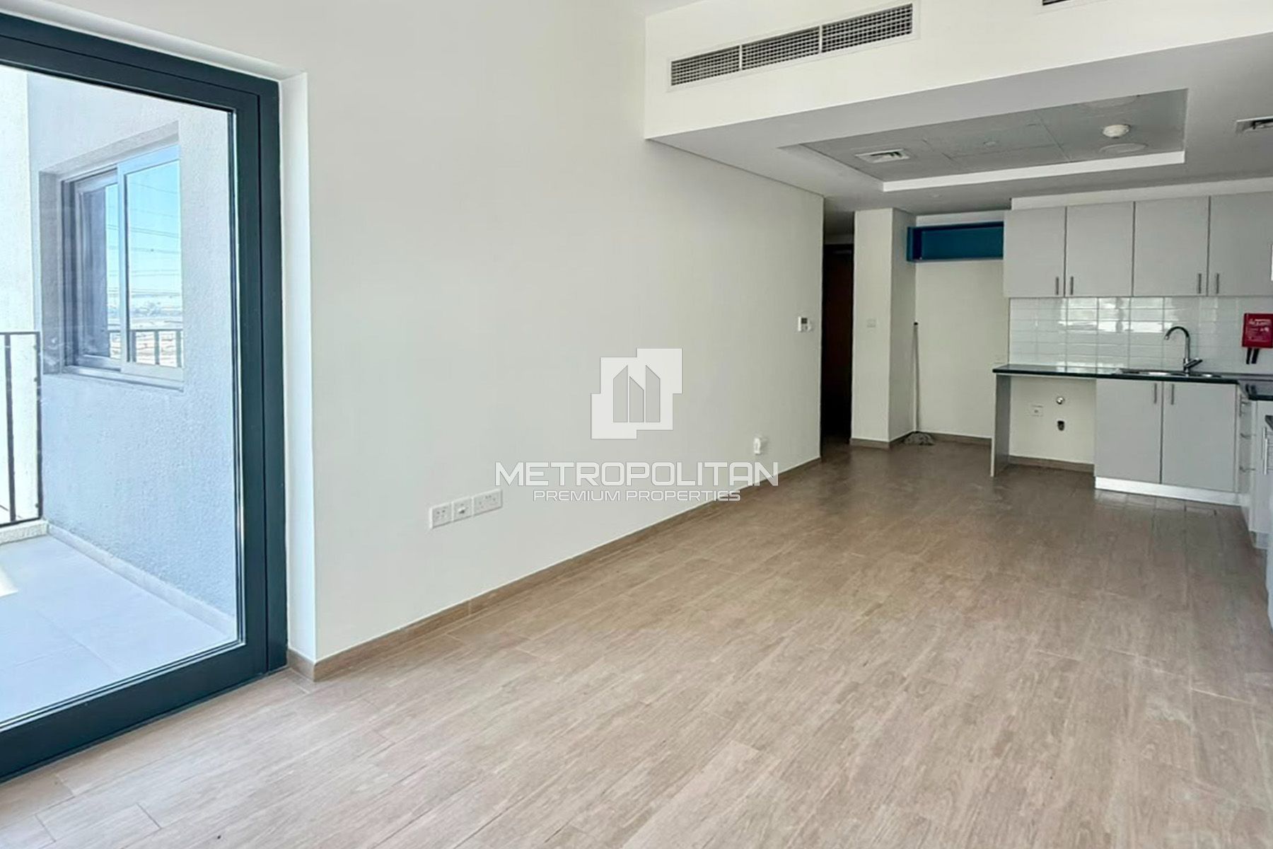 Bright 2BR | Family Building | Near Metro