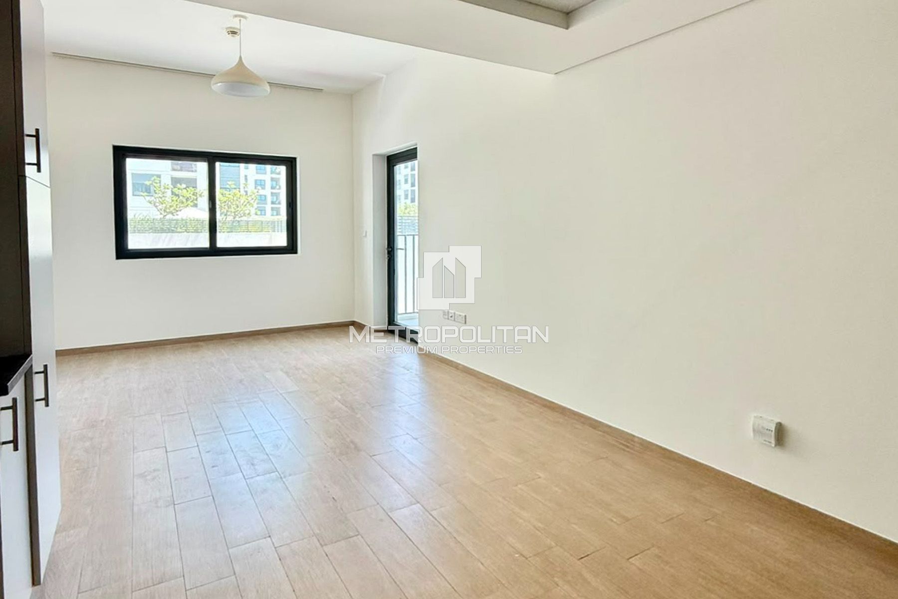 Bright 2BR | Family Building | Near Metro