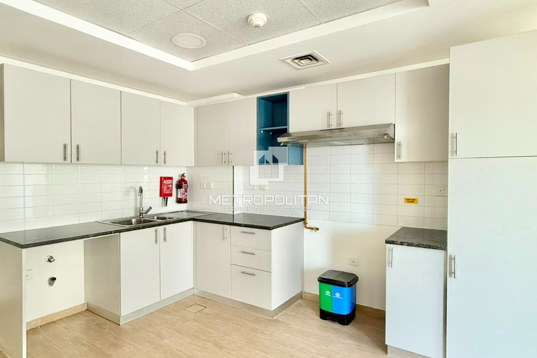 Bright 2BR | Family Building | Near Metro
