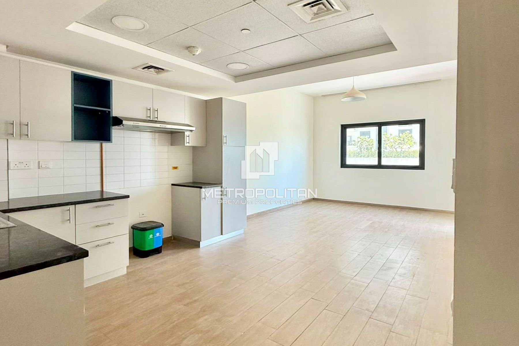 Bright 2BR | Family Building | Near Metro