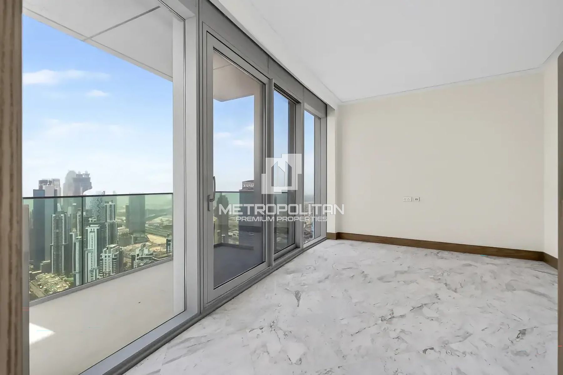 Large Penthouse | 360 Views | Ready to Move