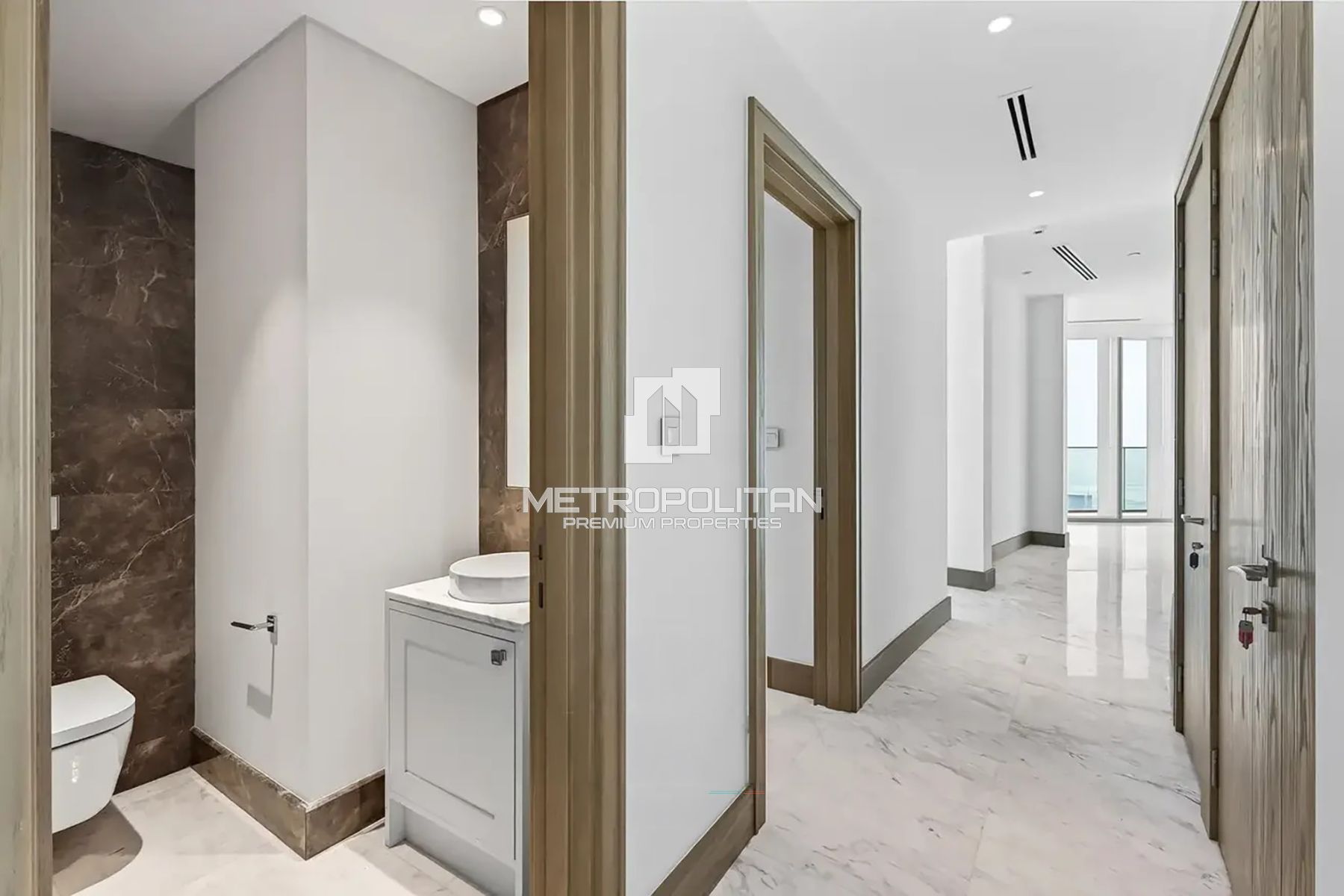 Large Penthouse | 360 Views | Ready to Move