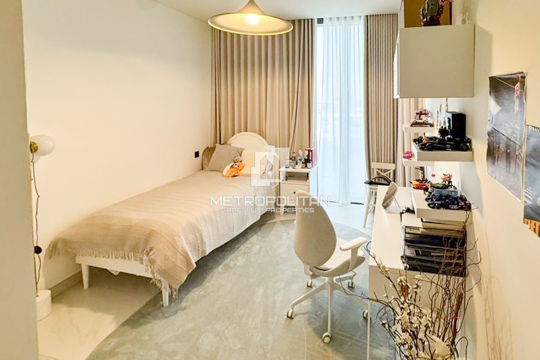 Amazing View | Luxury Building | Large layout