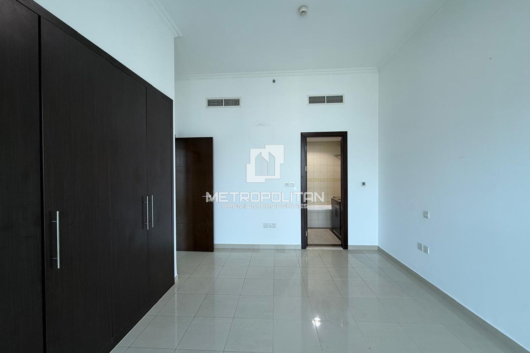 Unfurnished | Steps to Beach | Vacant Now