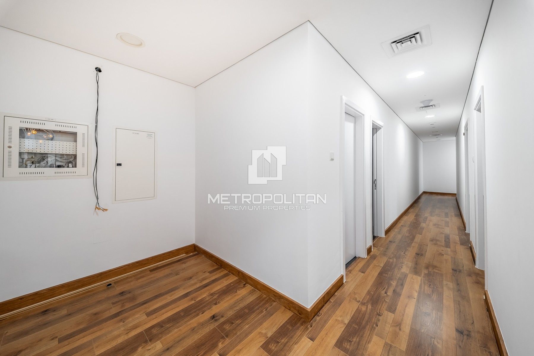 Unfurnished Spacious Unit Vacant | Prime Location