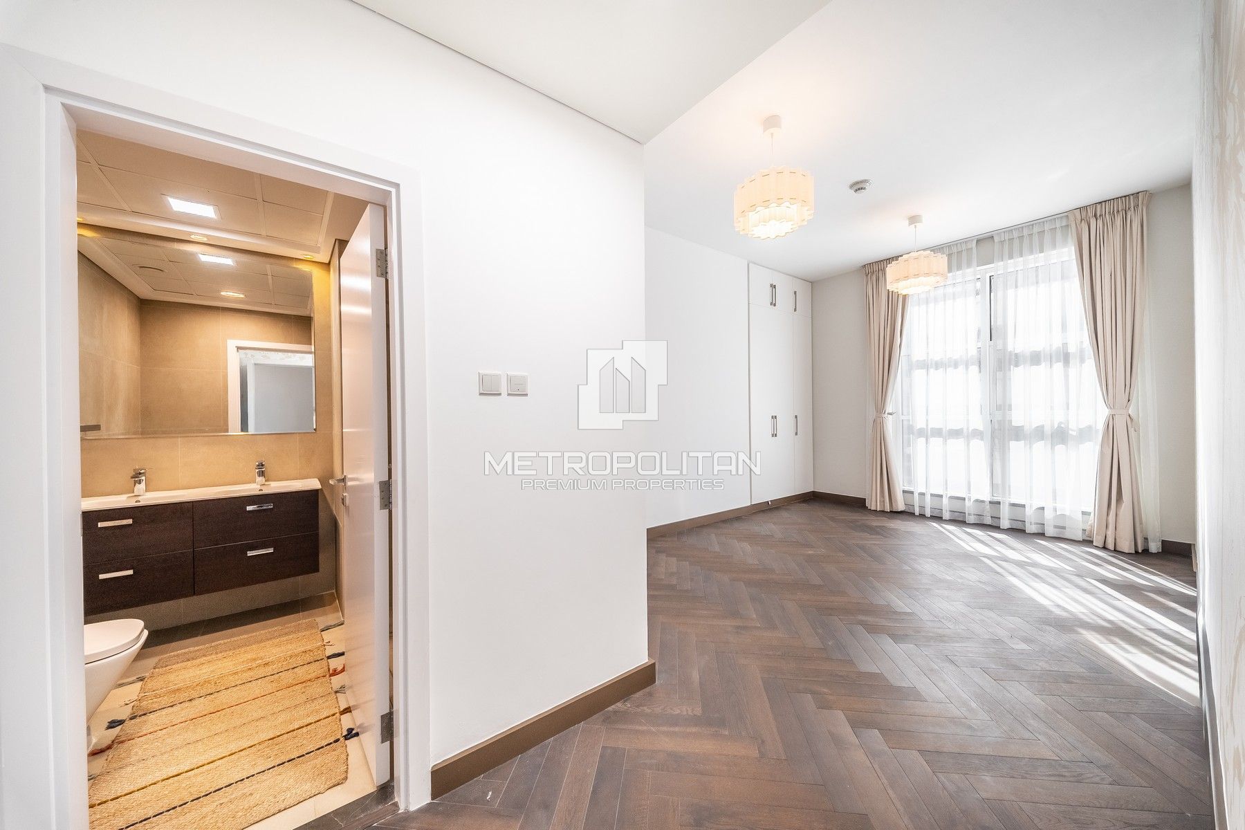 Unfurnished Spacious Unit Vacant | Prime Location