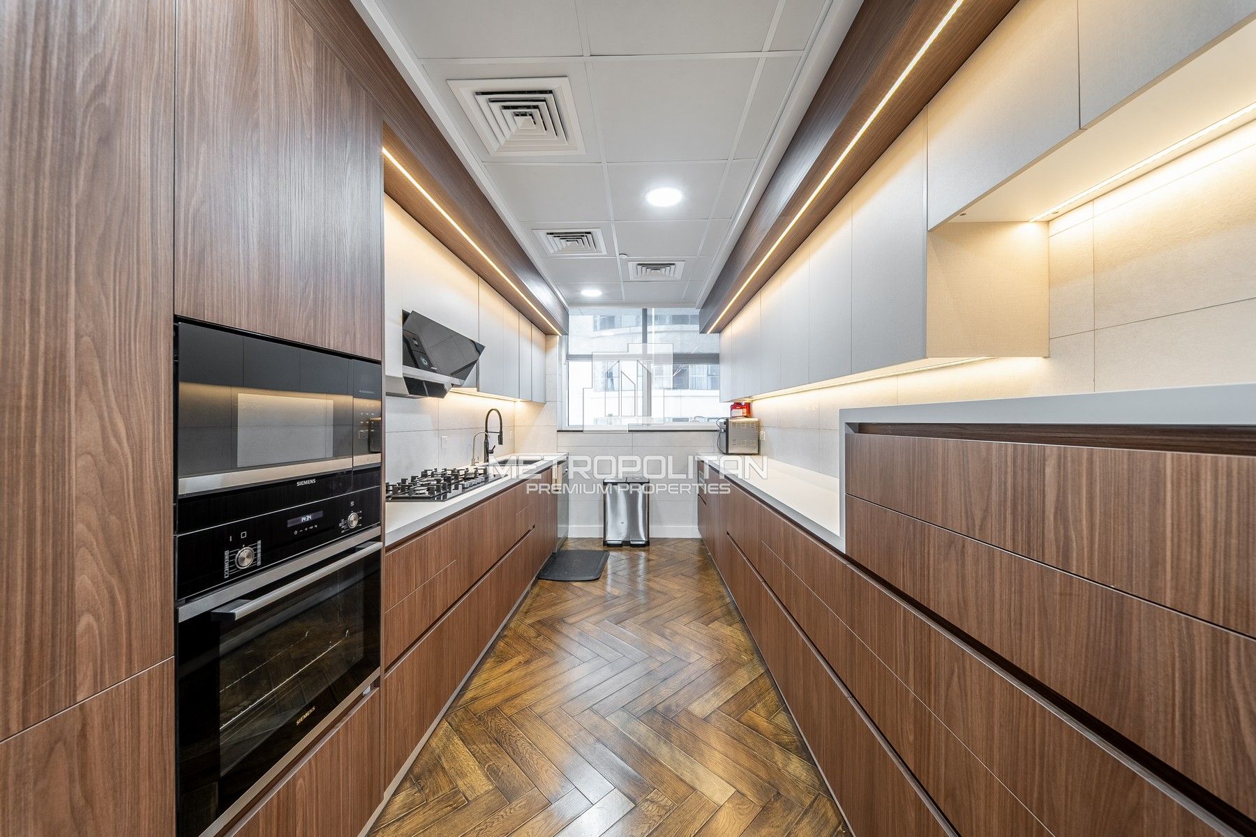 Unfurnished Spacious Unit Vacant | Prime Location