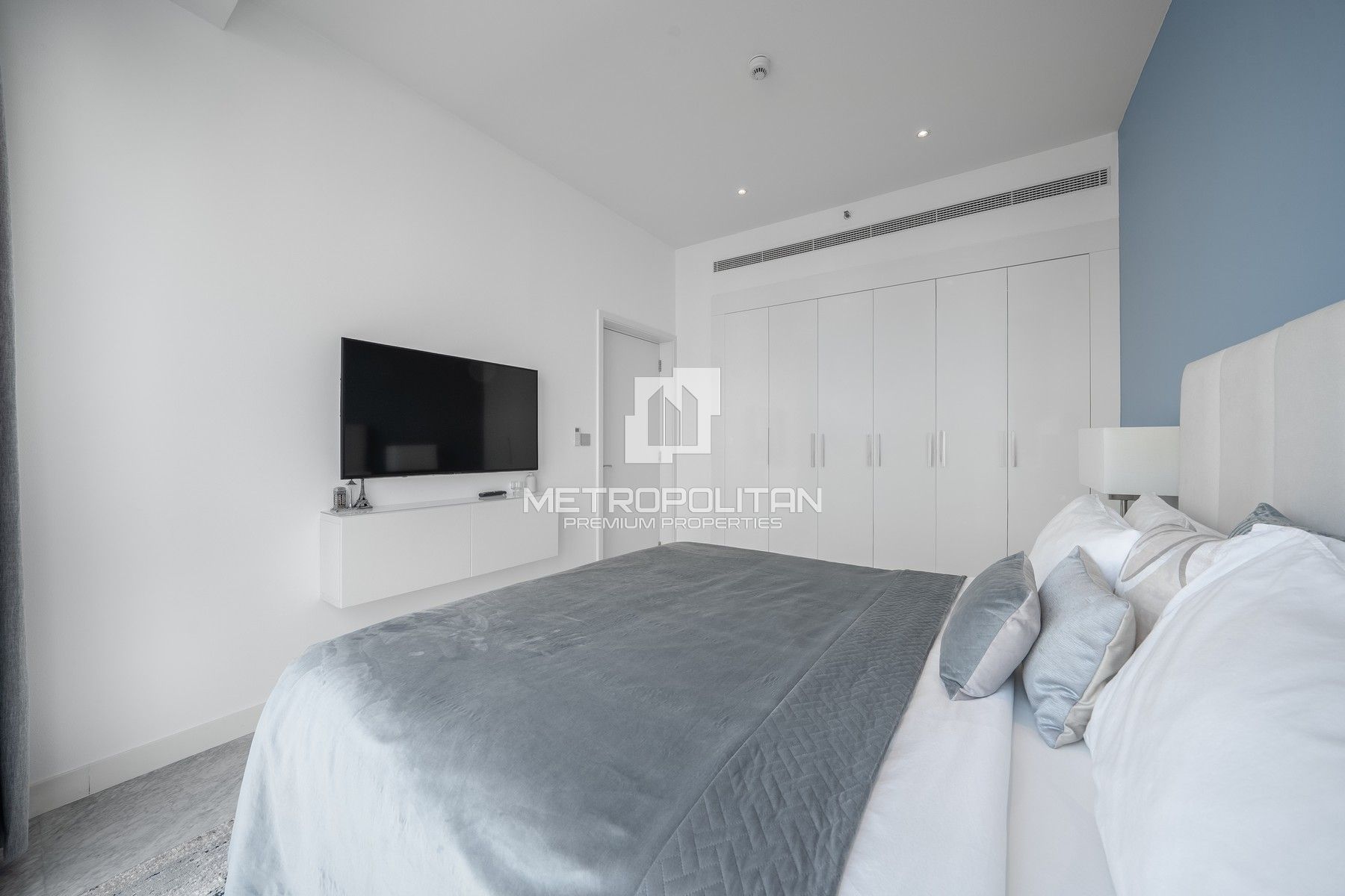 Luxury Urban Living | Fully Furnished | Vacant