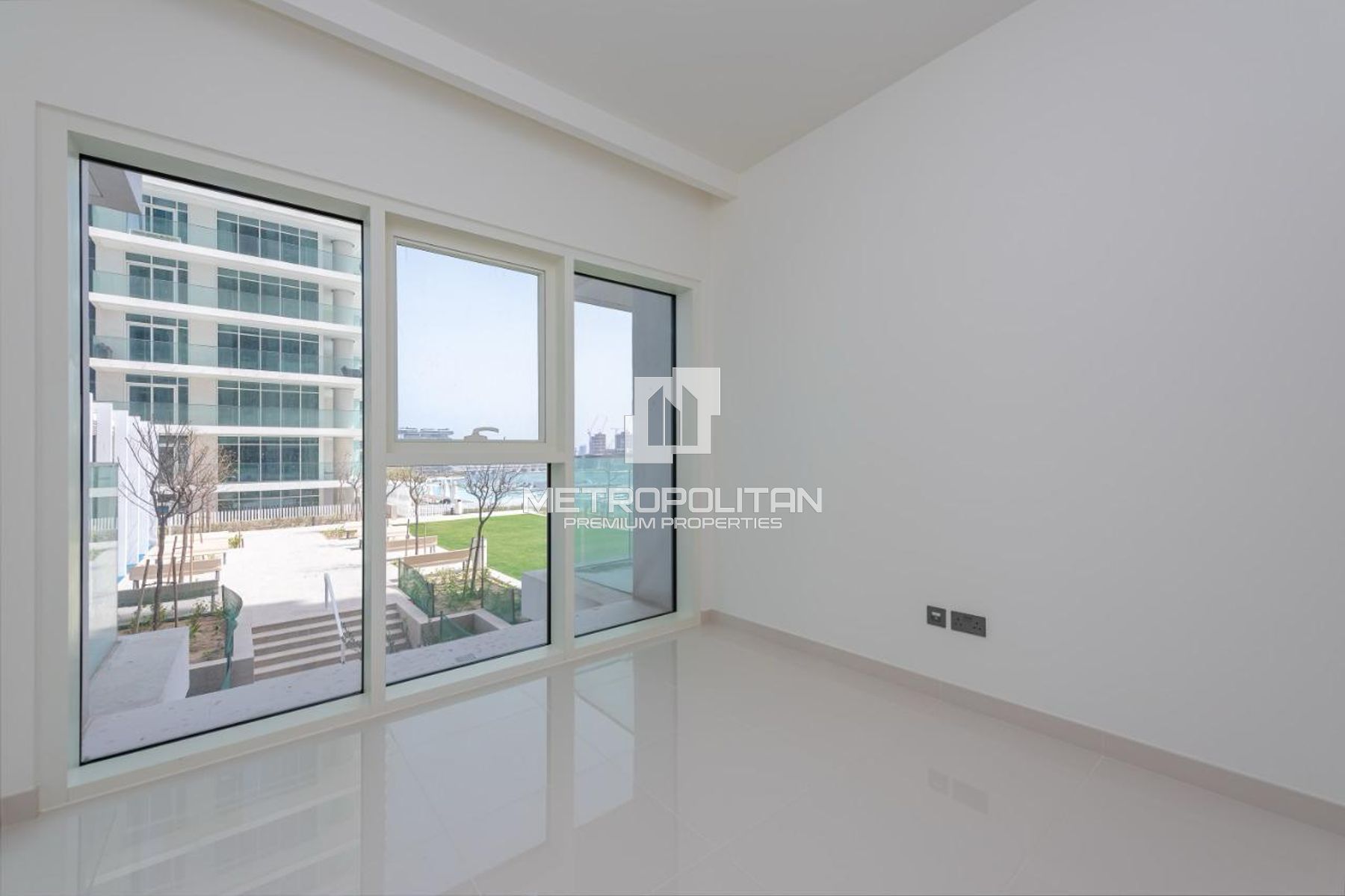Spacious Design | Beachfront Living | Skyline View