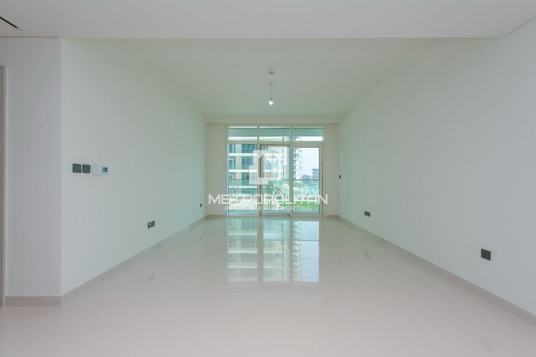 Spacious Design | Beachfront Living | Skyline View