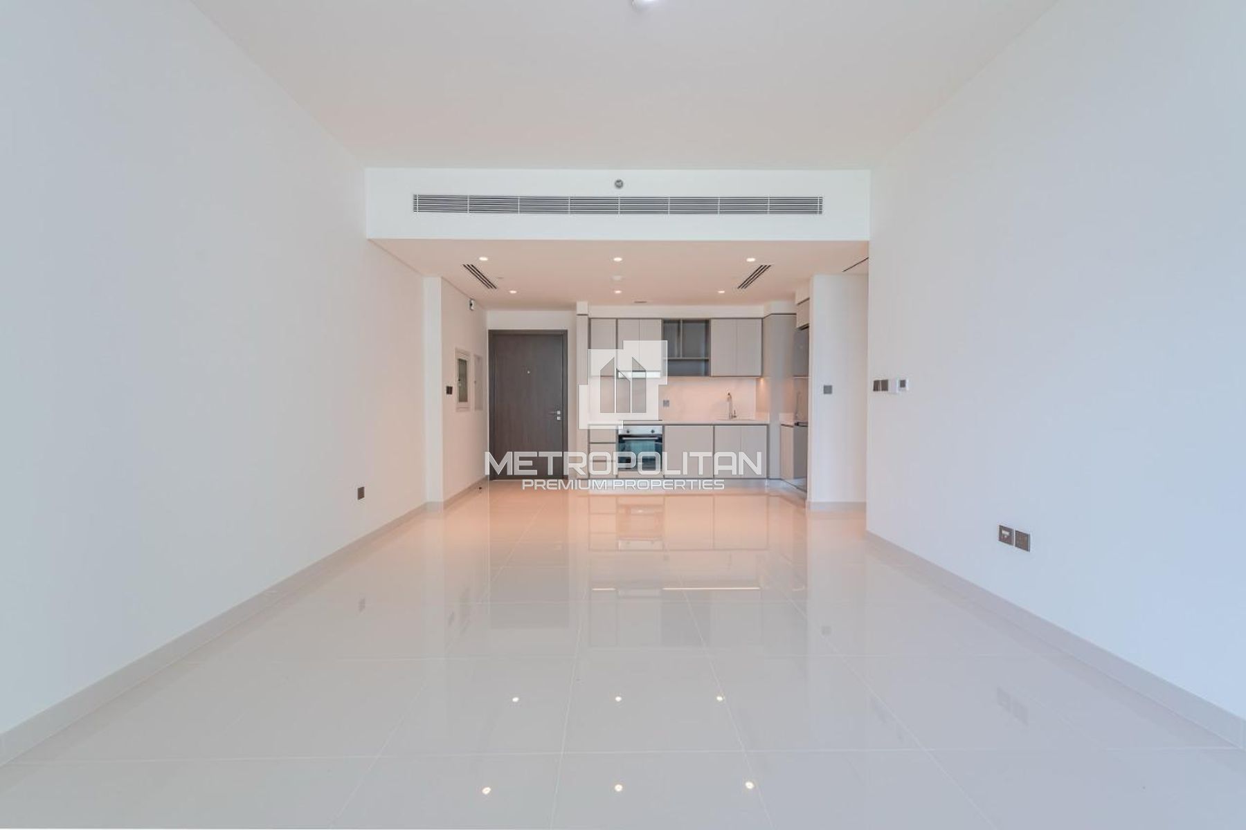 شقة للإيجار في Sunrise Bay Tower 1، Dubai Harbour - MPR-10611