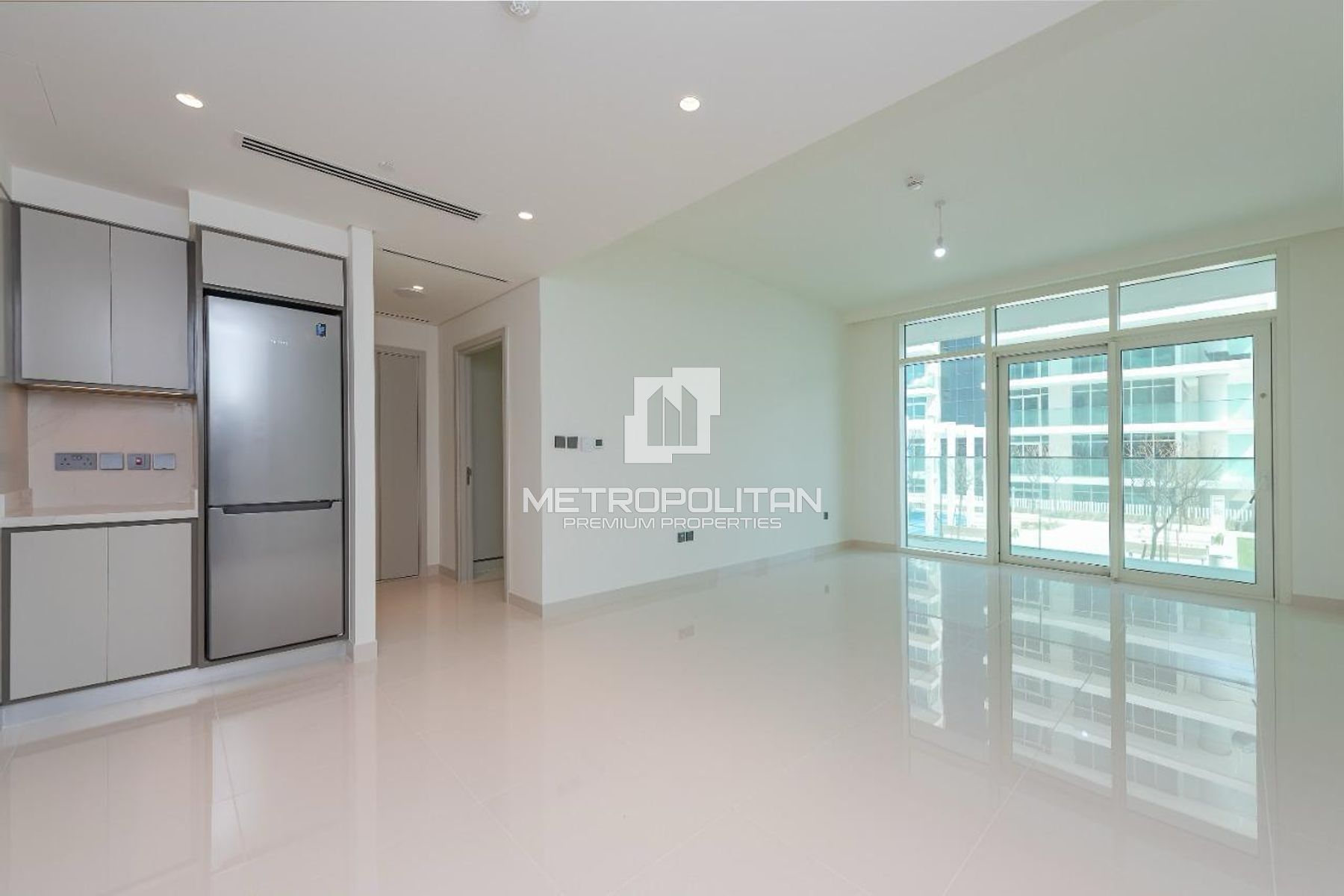 شقة للإيجار في Sunrise Bay Tower 1، Dubai Harbour - MPR-10611