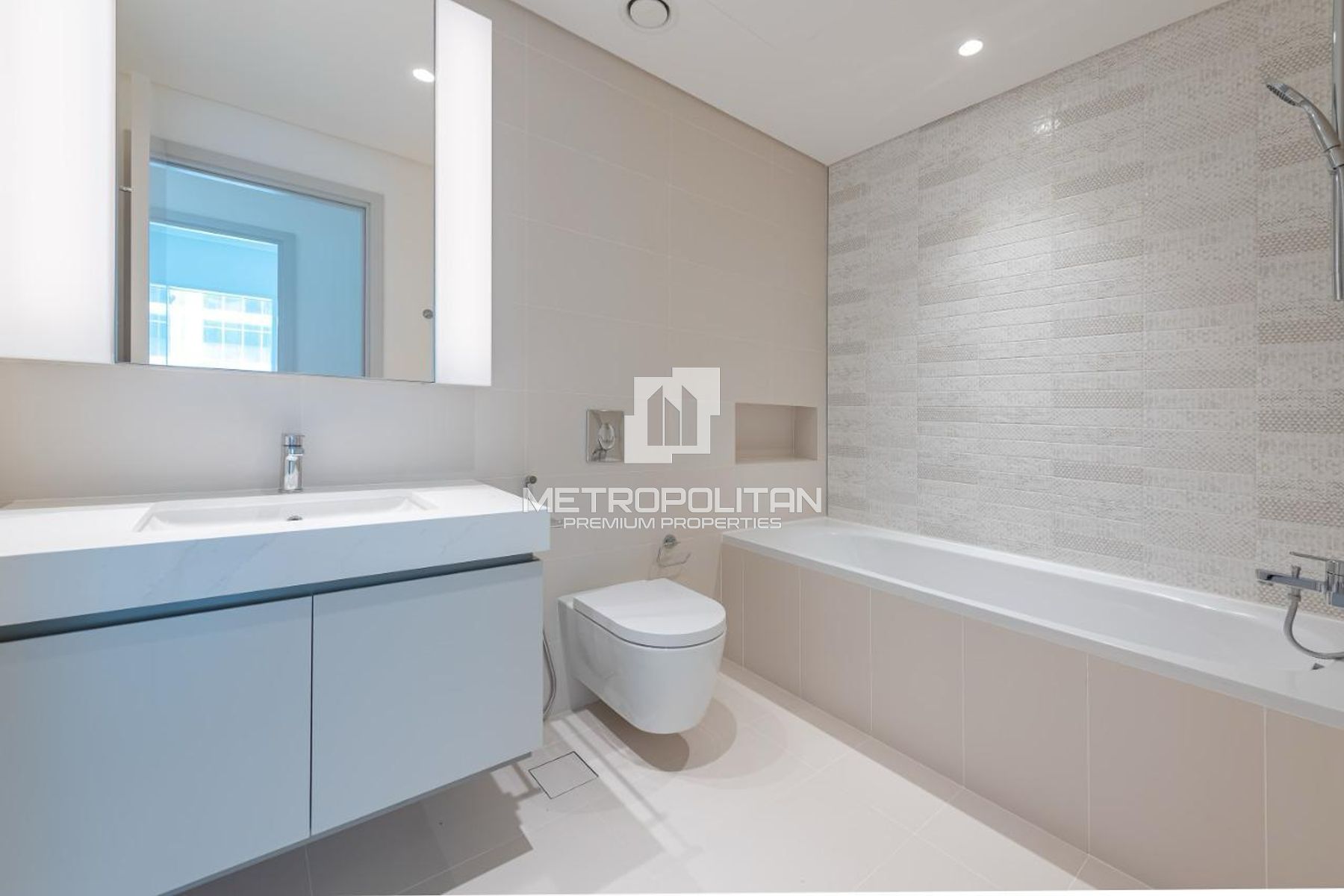Spacious Design | Beachfront Living | Skyline View
