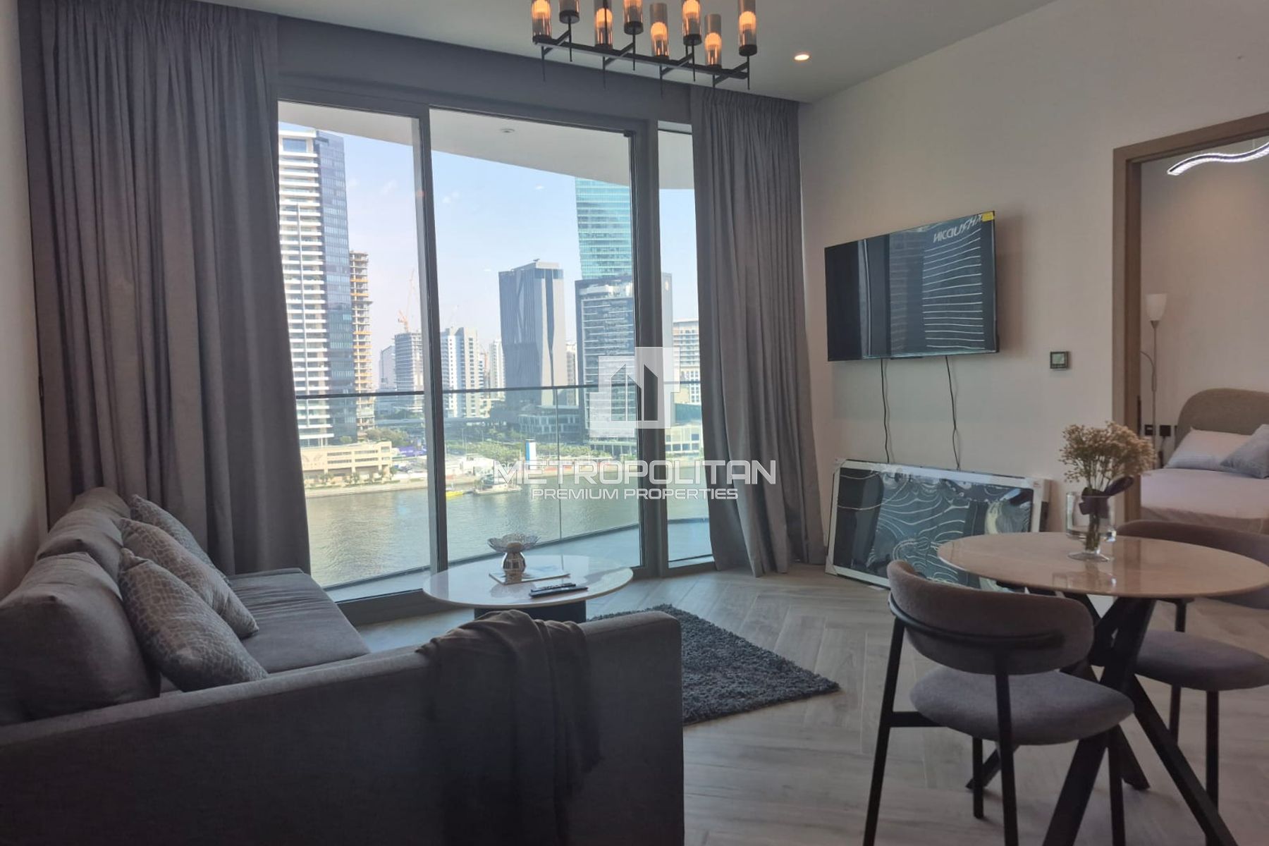 1BR Apartment for Rent in Peninsula Three, Business Bay - MPR-10630