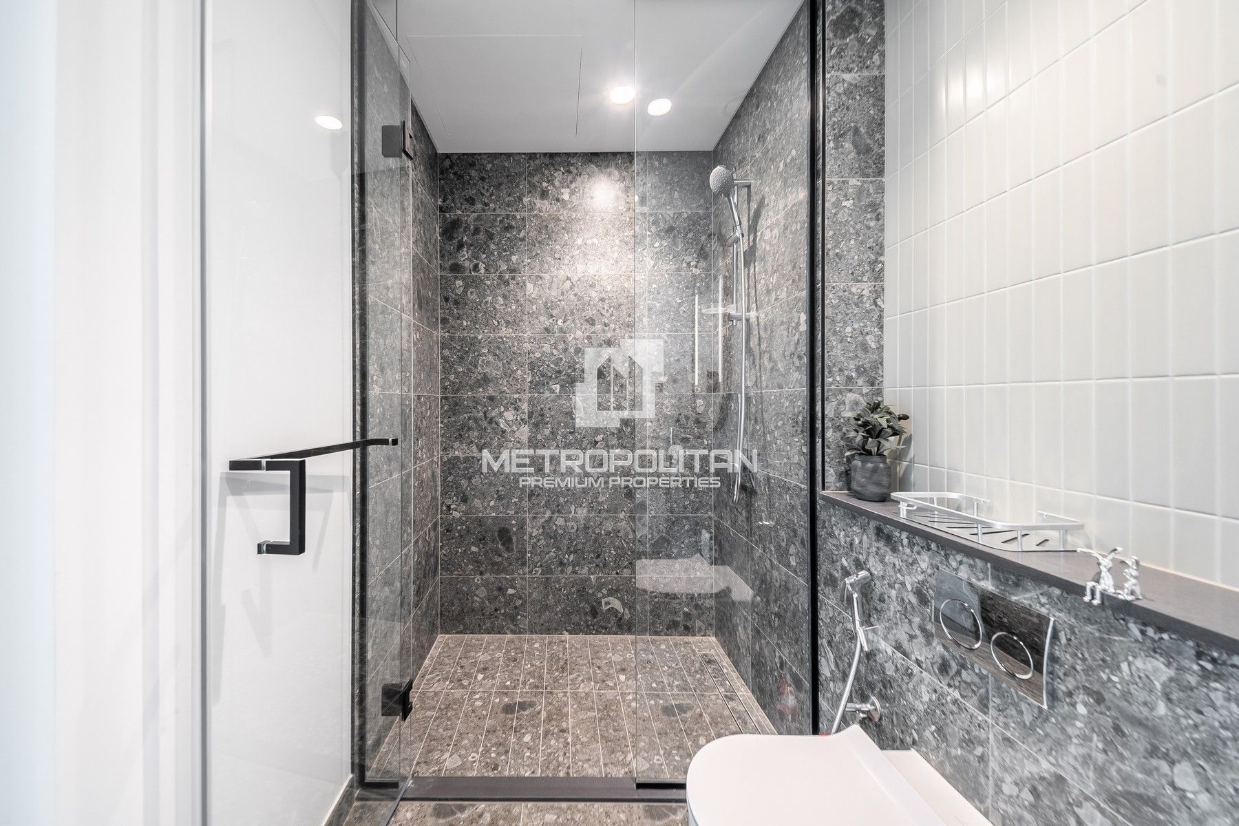 Fully Furnished | Brand New | Canal Skyline View