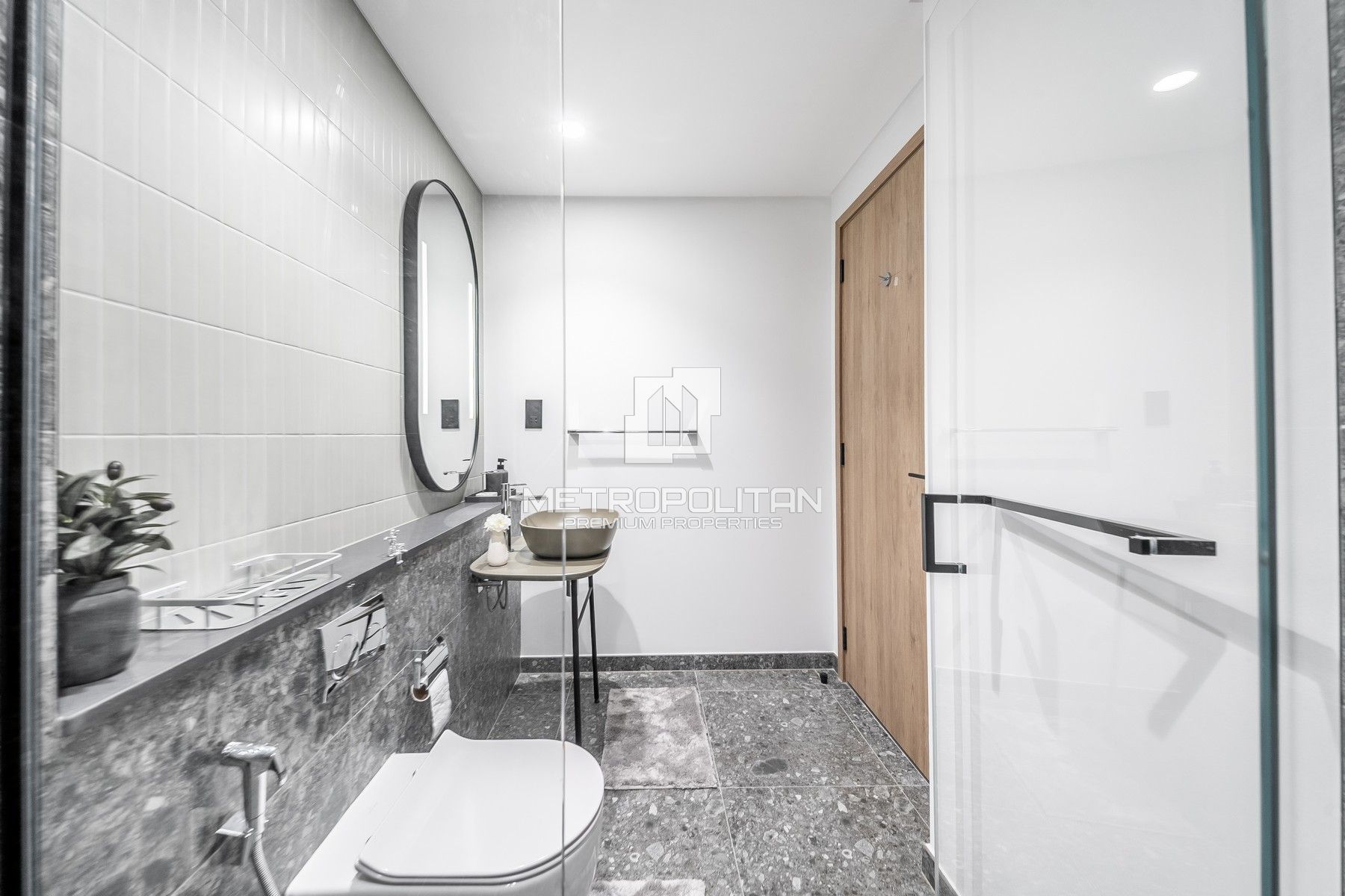 Fully Furnished | Brand New | Canal Skyline View
