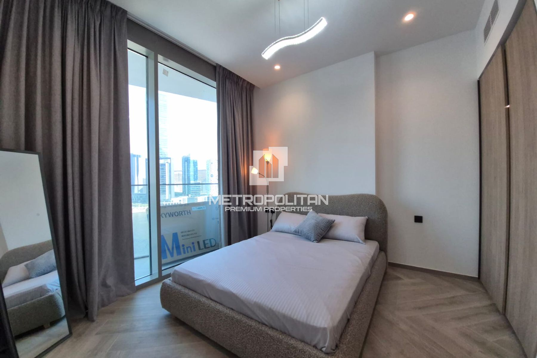 Fully Furnished | Brand New | Canal Skyline View