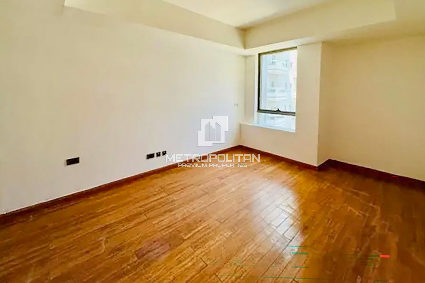Spacious & Bright Unit | Near Mall of the Emirates