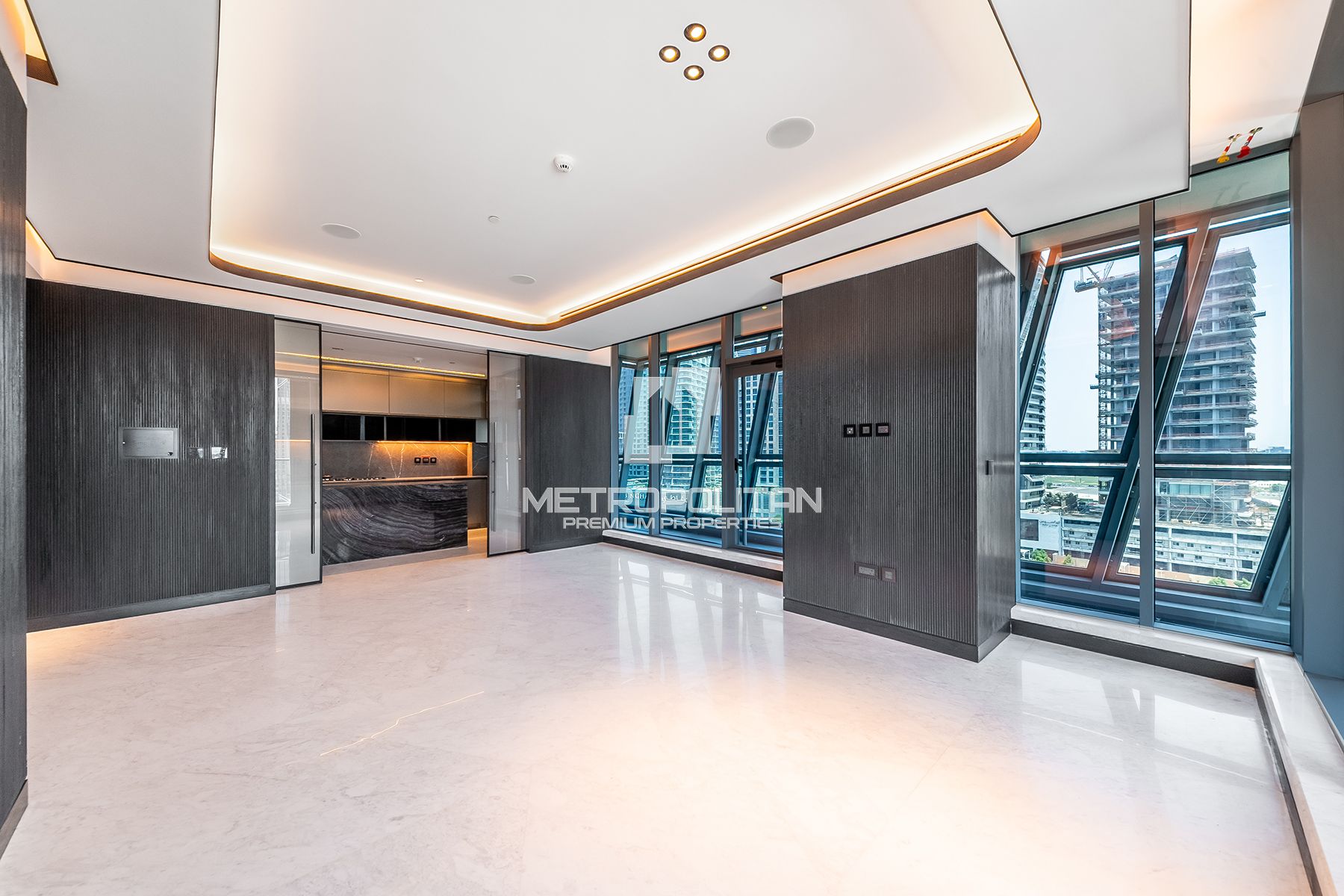 Luxury Home | Full Canal View | Brand New