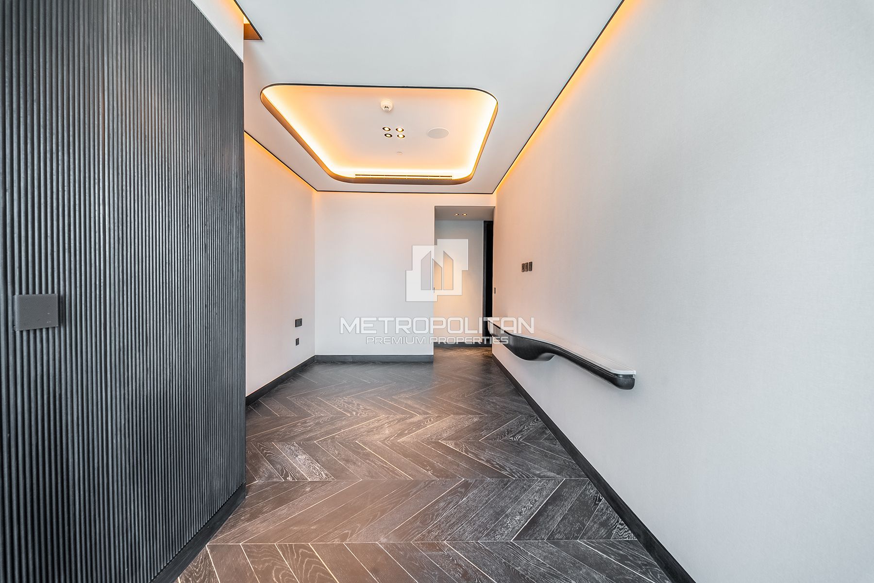 Luxury Home | Full Canal View | Brand New