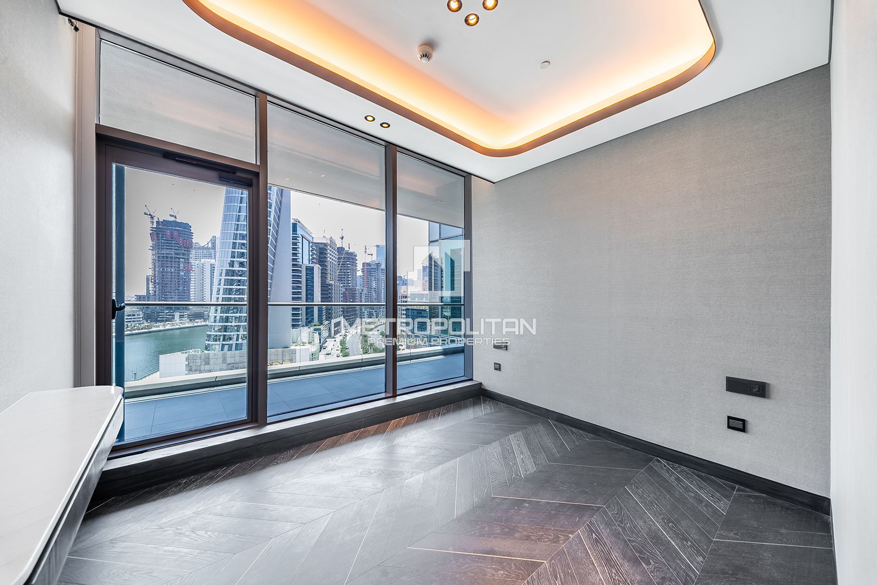 Luxury Home | Full Canal View | Brand New