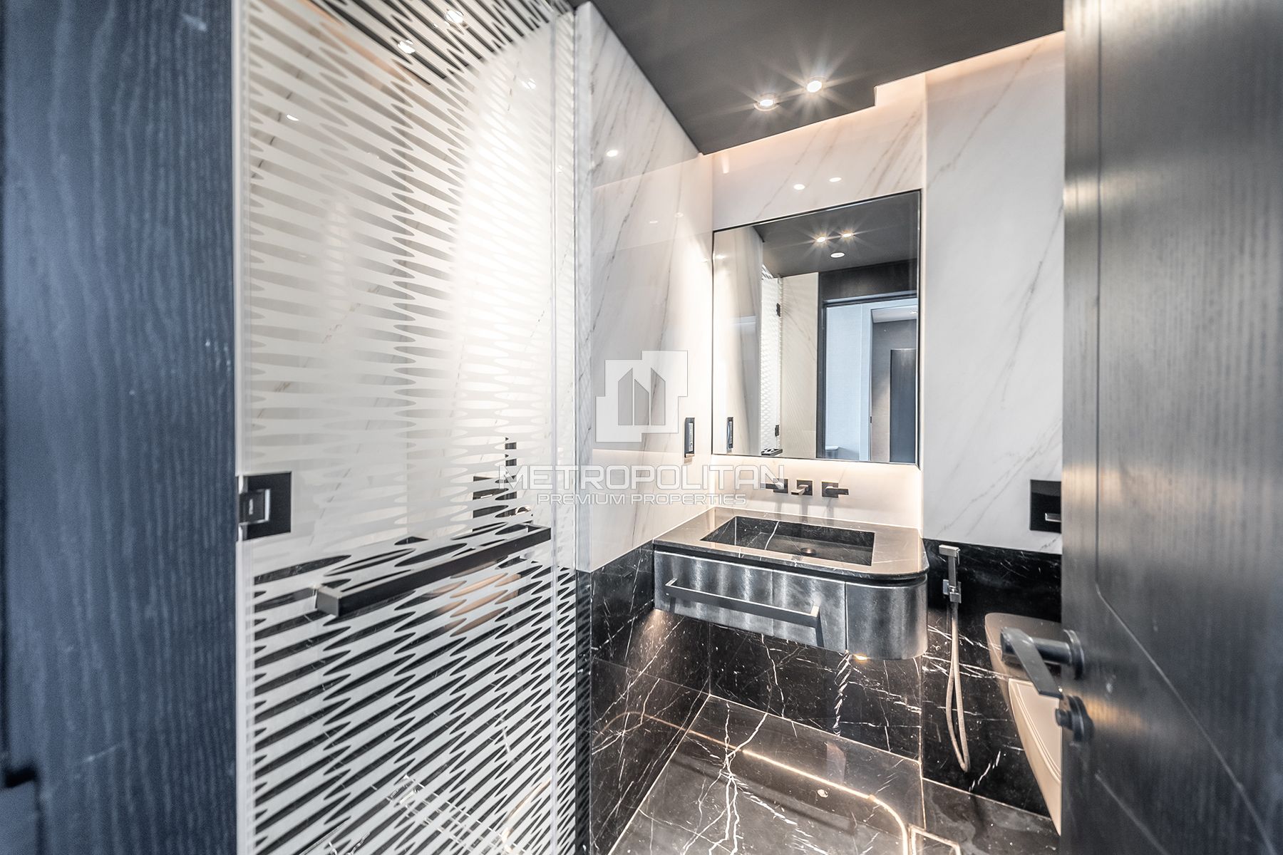 Luxury Home | Full Canal View | Brand New