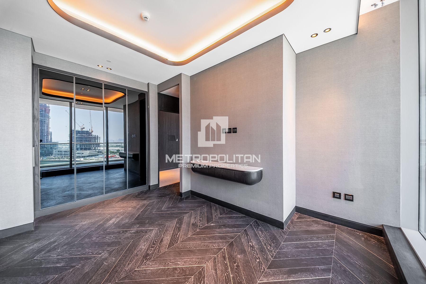 Luxury Home | Full Canal View | Brand New