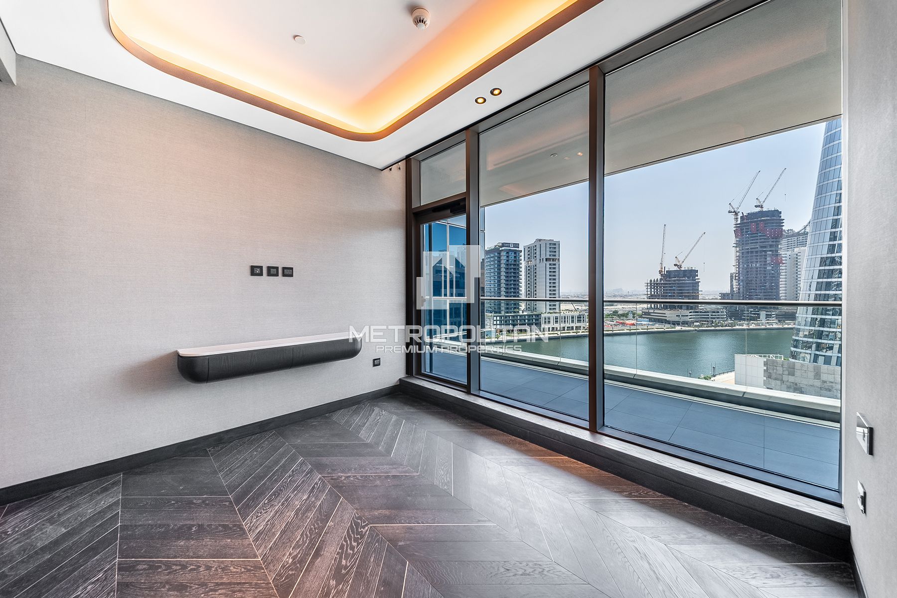 Luxury Home | Full Canal View | Brand New