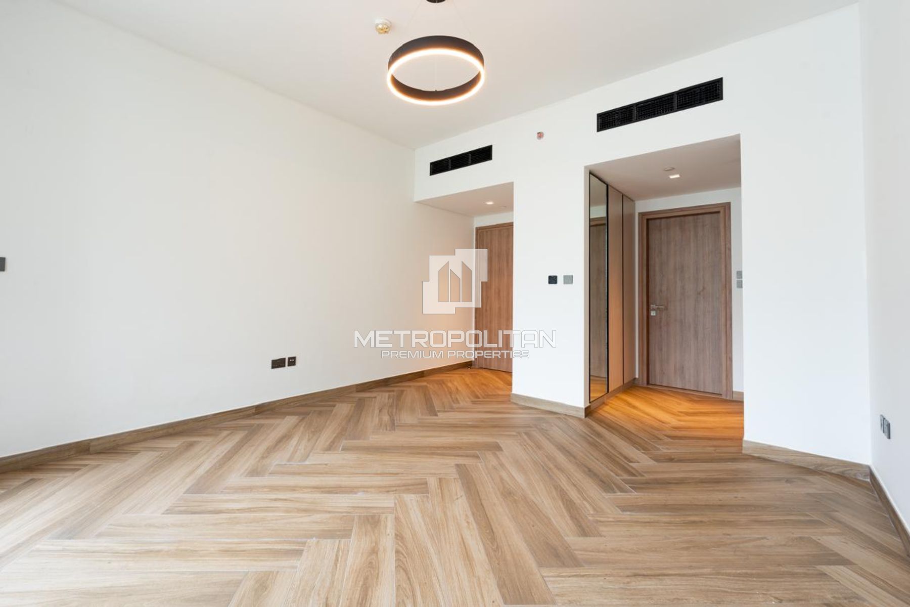 Modern Residence | Mall Access | Large Layout