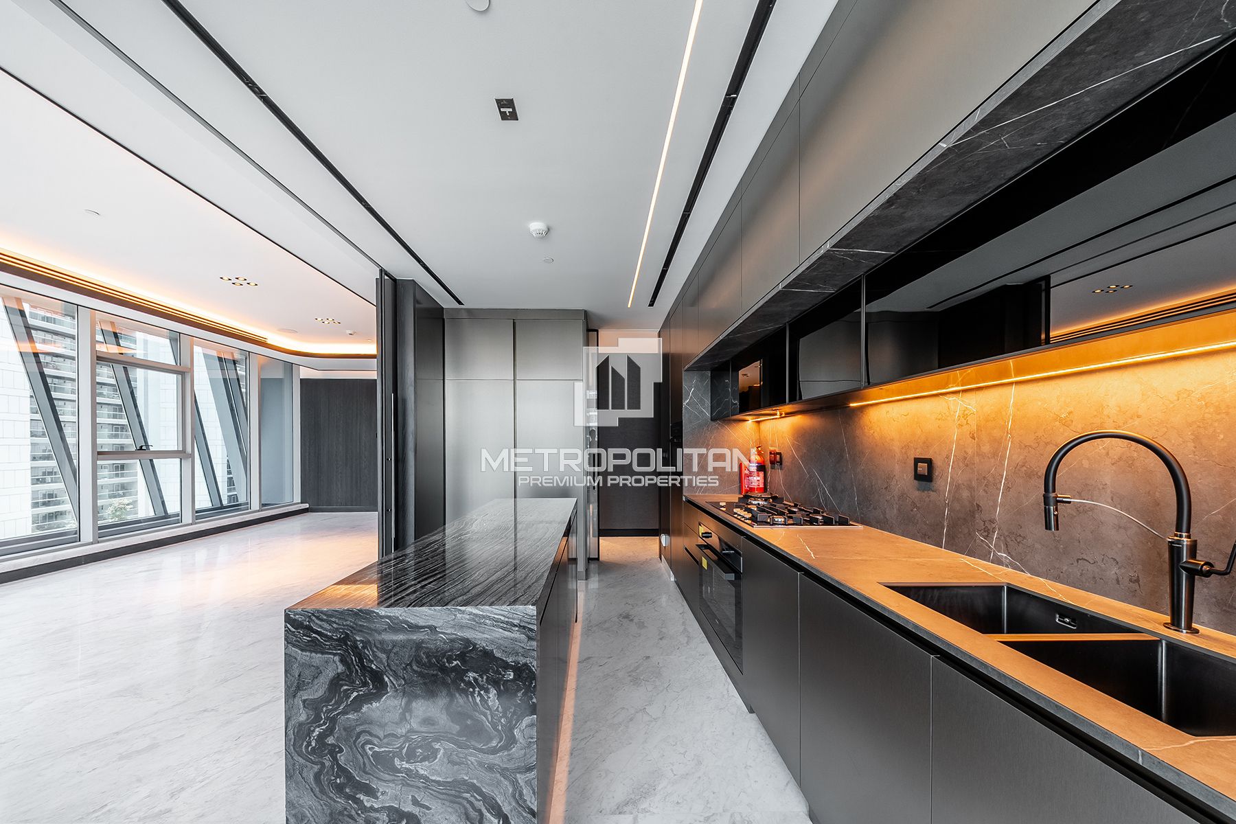 Corner Residence | Canal View | Premium Finishes