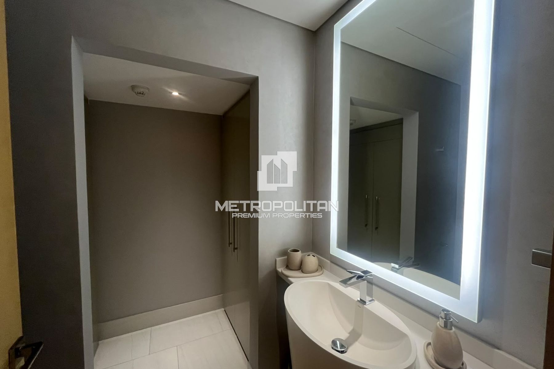 Modern Duplex | Burj Khalifa View | High Floor