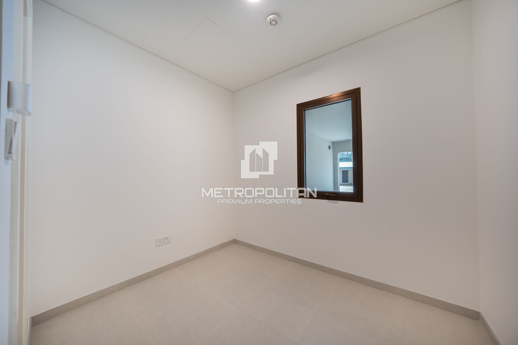 Spacious 3BR Townhouse | Type 6B2 | Prime Location