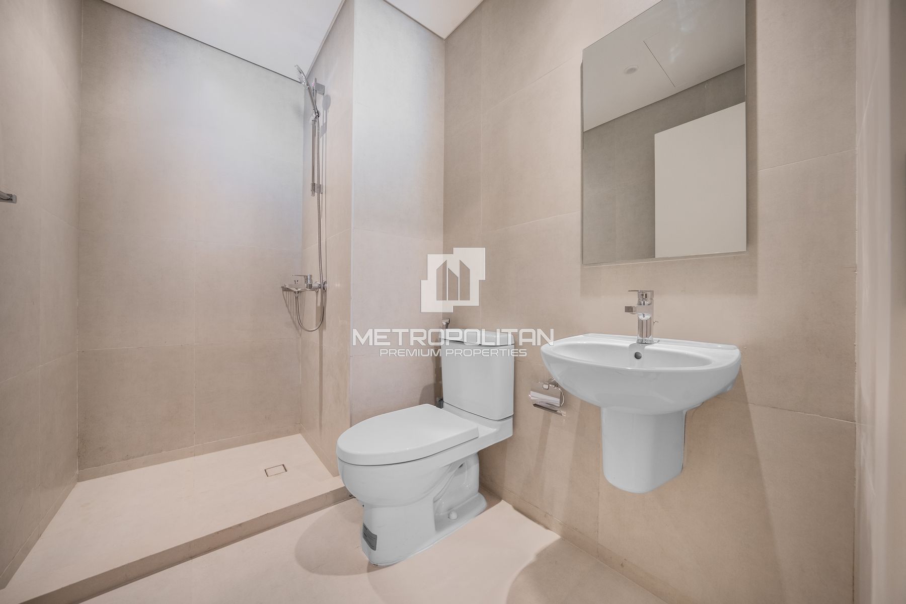 Spacious 3BR Townhouse | Type 6B2 | Prime Location