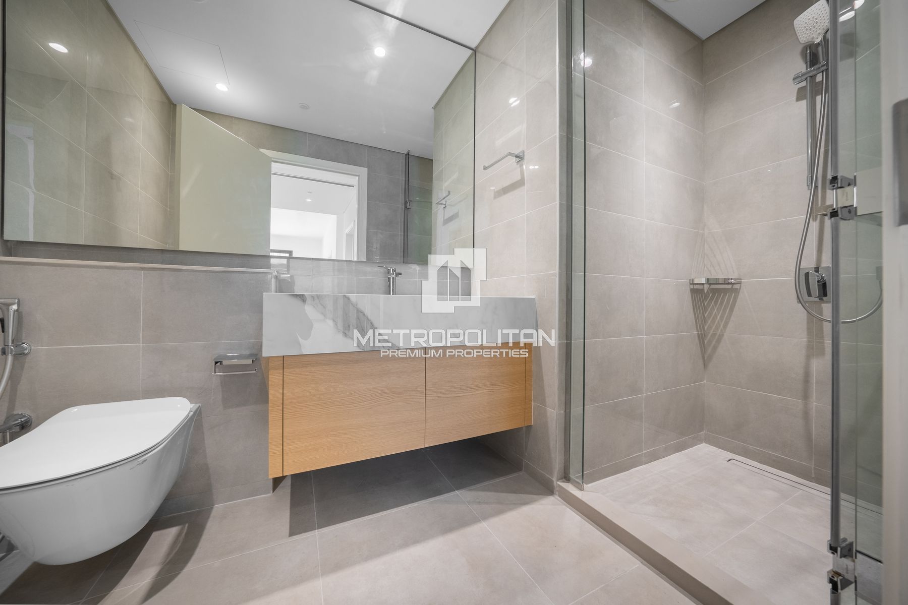 Spacious 3BR Townhouse | Type 6B2 | Prime Location