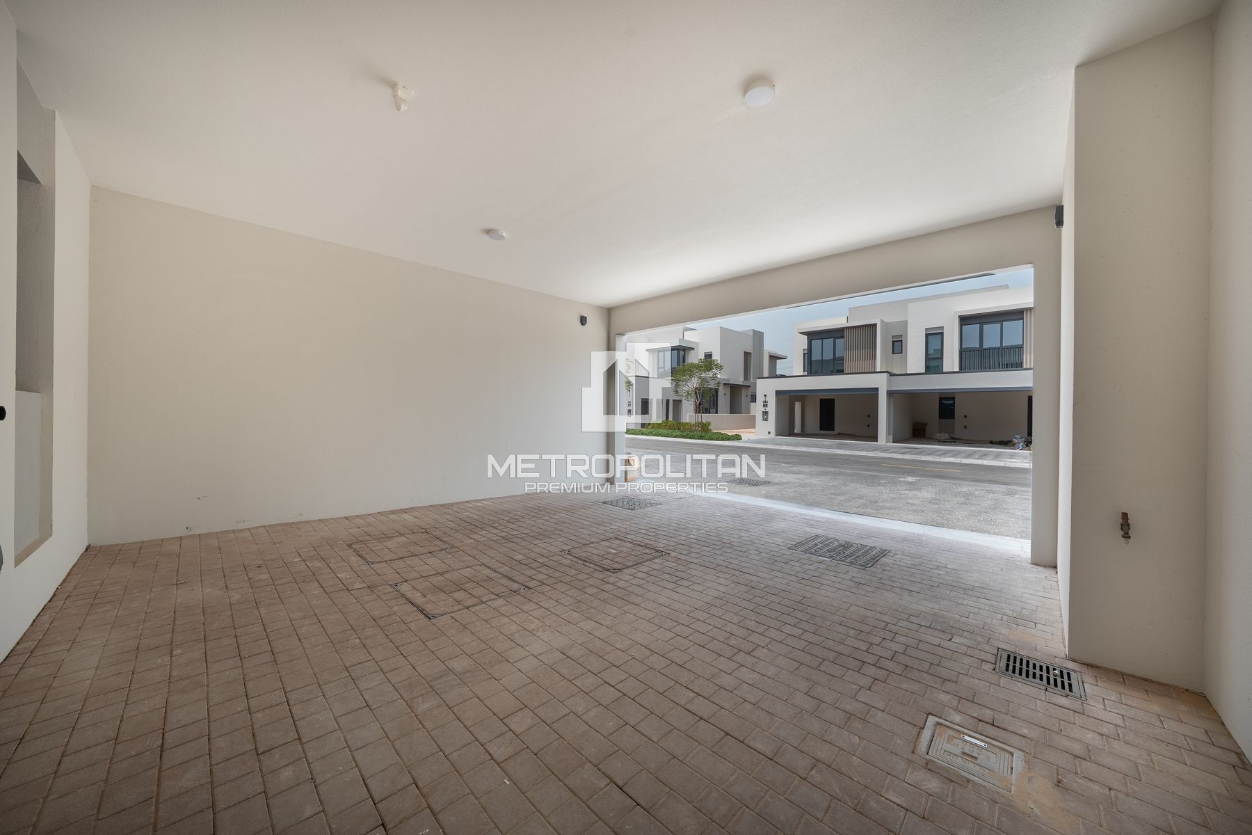 Spacious 3BR Townhouse | Type 6B2 | Prime Location