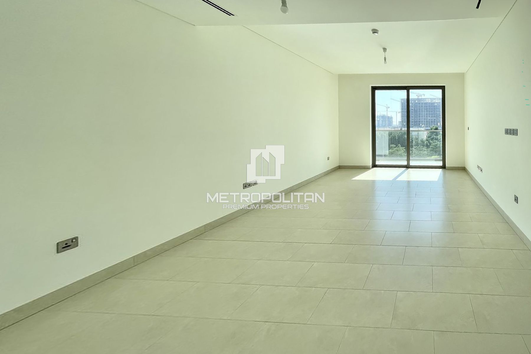 Снять квартиру в Sobha Hartland Greens 2, Mohammed Bin Rashid City - MPR-10652
