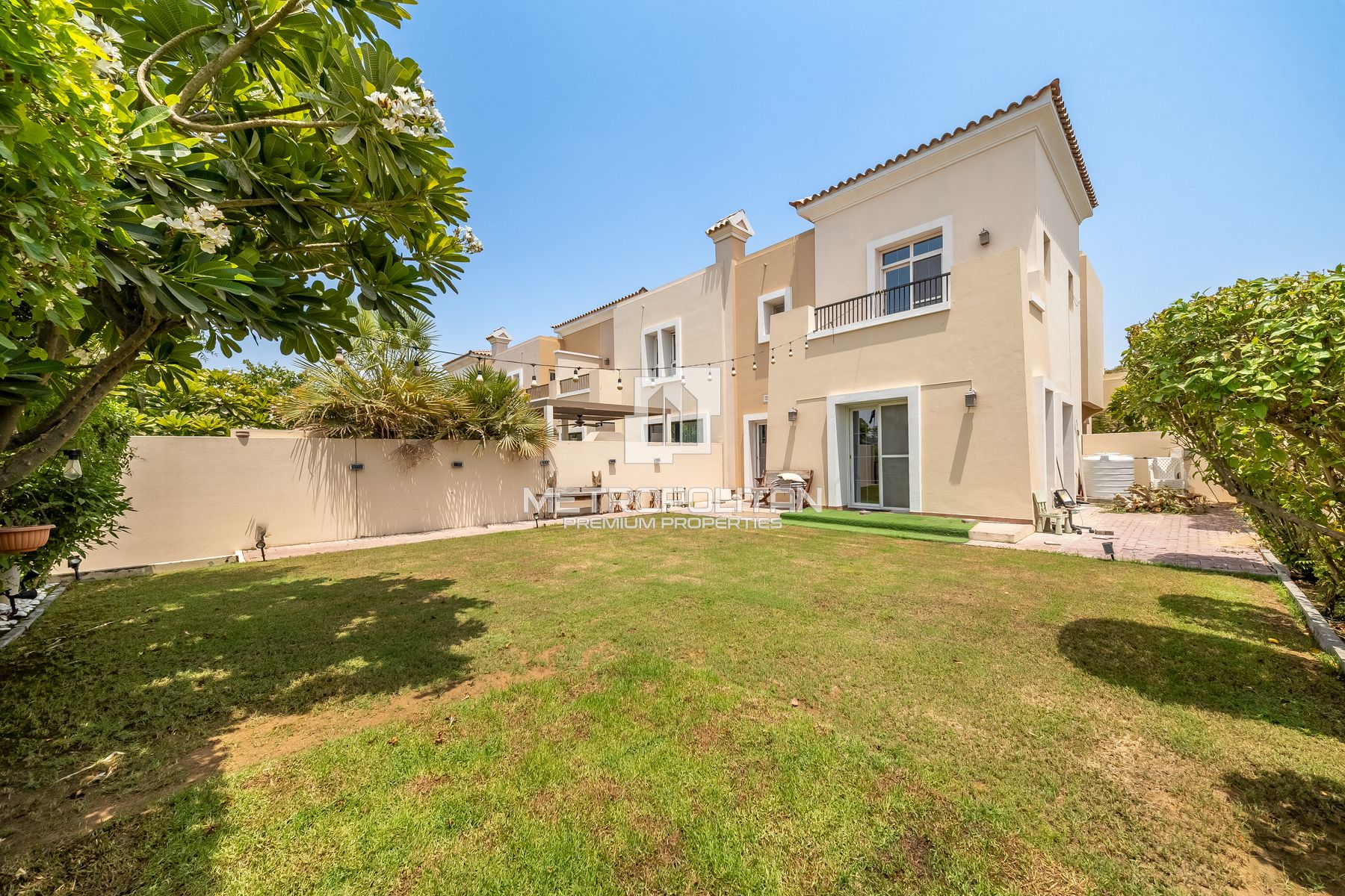 Prime Lake View | Type 3E End Unit | Single Row