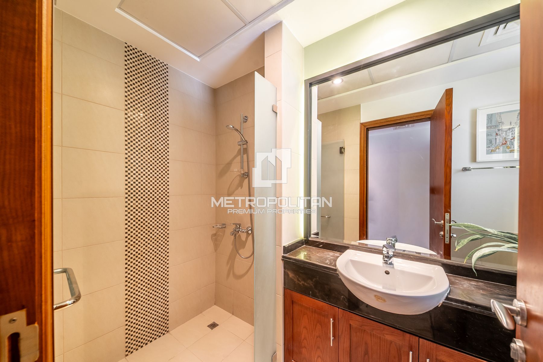 Prime Lake View | Type 3E End Unit | Single Row